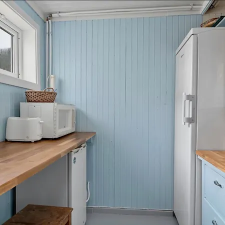 Pensión Arctic Ocean