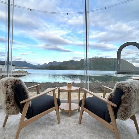 Arctic Ocean * Skjoldehamn