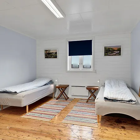 Pensión Arctic Ocean *