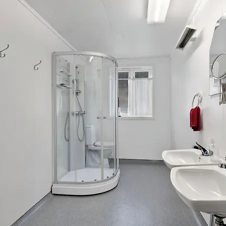 בית הארחה Arctic Ocean Skjoldehamn